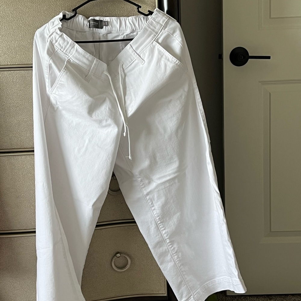 White Women’s Pants